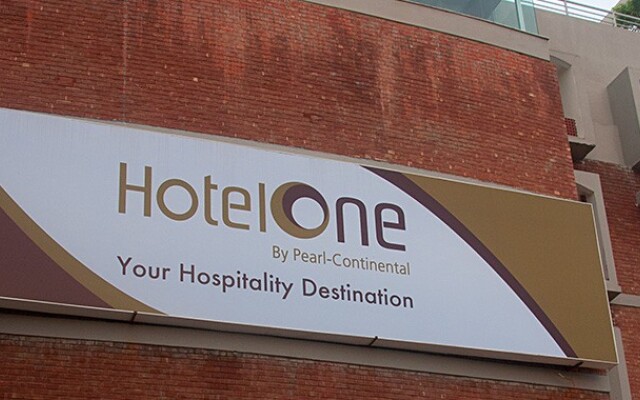 Hotel One Down Town