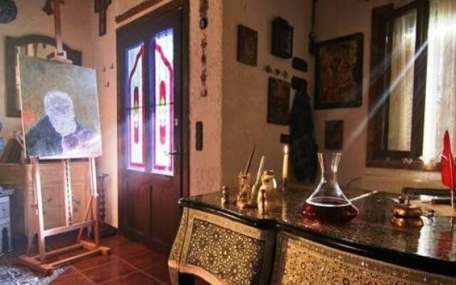 Chateaux Constantin Hotel