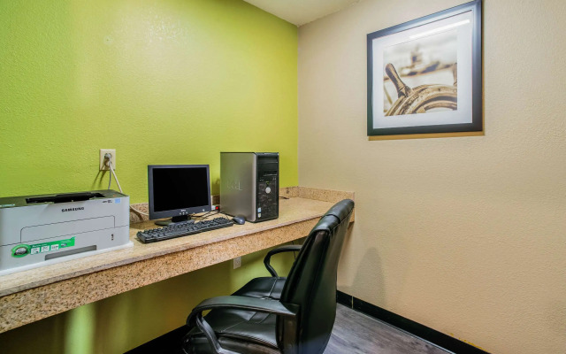 Quality Inn Carbondale University area