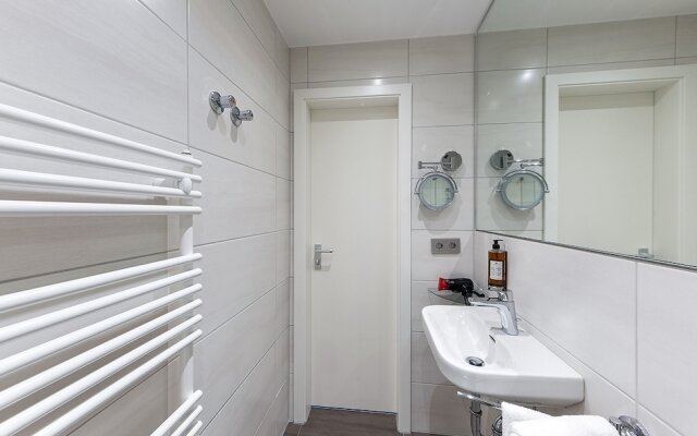 Centerroom Zwilling01