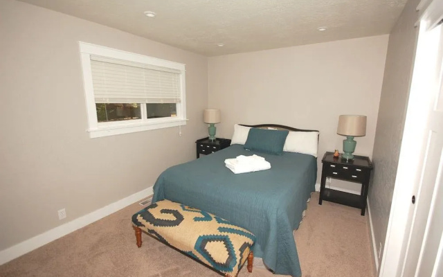 885 Sonoma Avenue by RedAwning