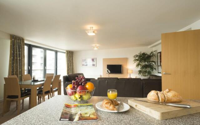 Fountain Court Apartments - EQ2
