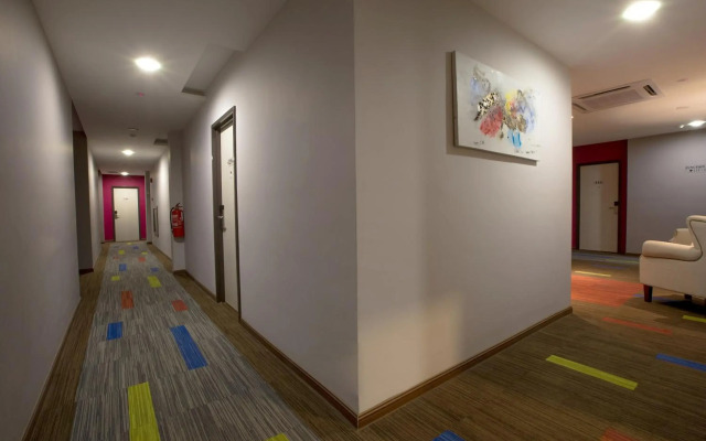 Indra Hotel - Boutique Suites