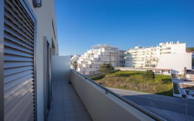 Marginal Oceanica Apartment