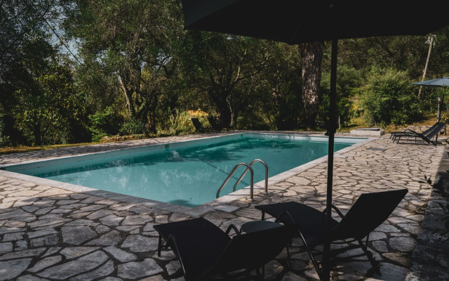 Dimoulitsa Villas Complex