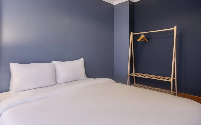 Sleek Flat Near Public Transportation in Maltepe