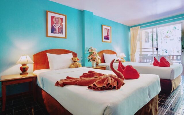 Cha Am Villa Beach (SHA Plus+)