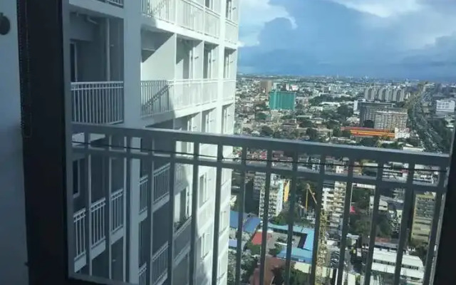 SeaBreeze at Breeze Residences