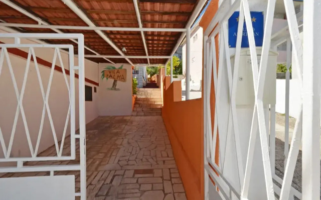D - Large apt With big Terrace, Next to the Beach
