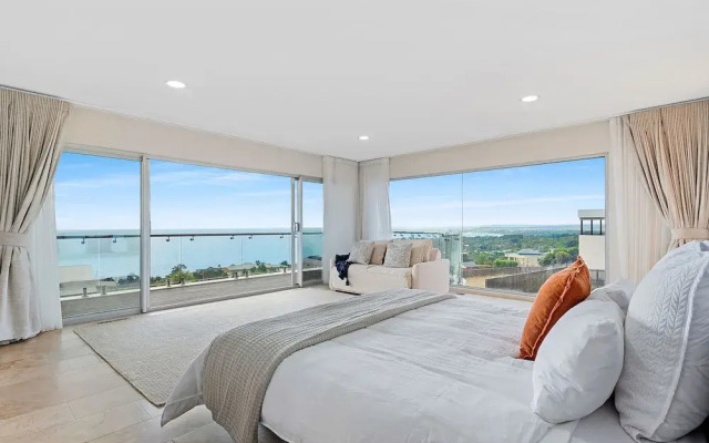 Cliffside Castle With Bay And City Views