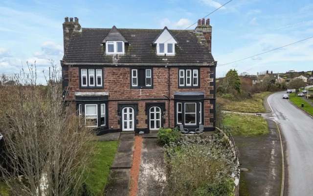 Grove House