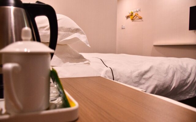 Super 8 Hotel Yiwu Binwang