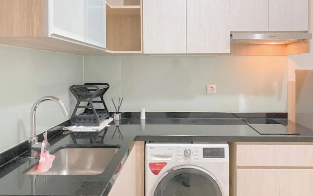 Elegant And Nice 2Br At Menteng Park Apartment