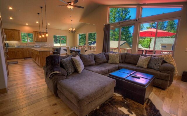 Hole in One Hideaway