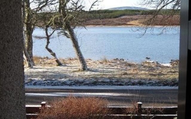 Altnacealgach Motel