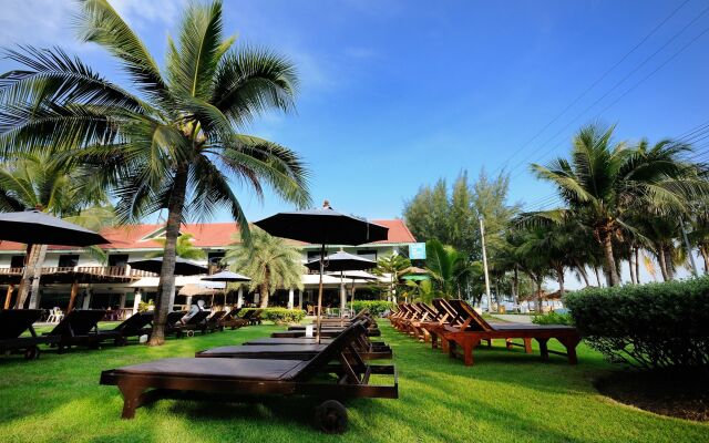 Dolphin Bay Beach Resort