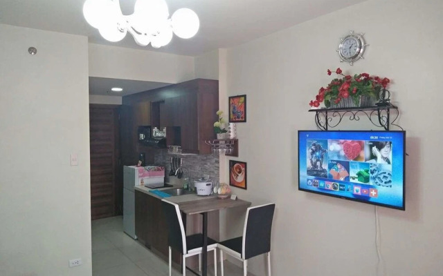 ECJ Cozy Studio Units at Horizons 101