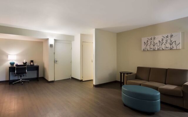 Sleep Inn Savannah Midtown