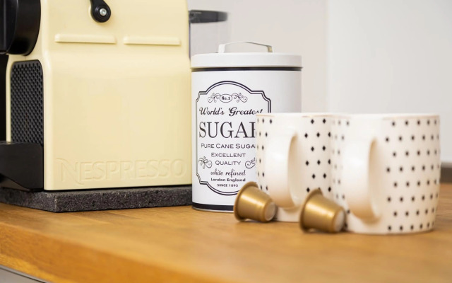 Luxury Central Apartment