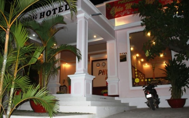 hotelImage