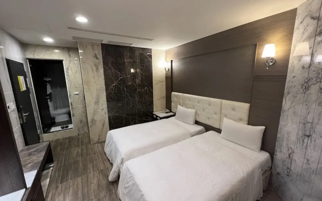 Maple Hotel Second Branch