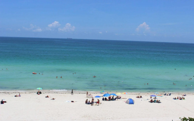Dharma Home Suites Miami at Monte Carlo