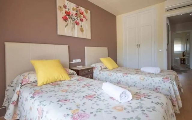 Th156 Casa Vacacional con Piscina en La Mora