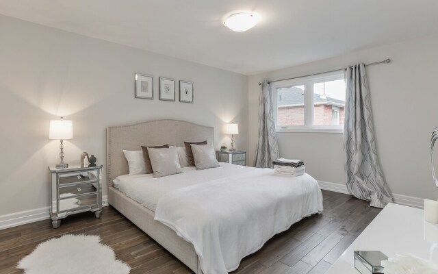 QuickStay - Stunning 4bdrm House in Vaughan