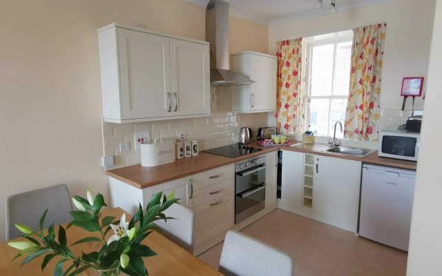 Kings Arms Holiday Apartments