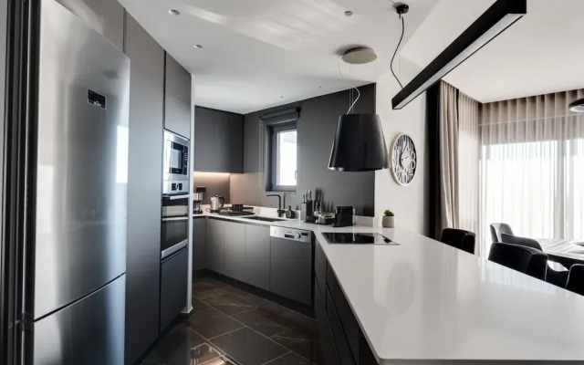 Athenian Riviera Luxurious Residence