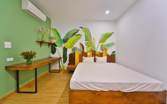 Lakeside House - Hanoi