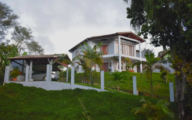 Casa Espetacular no Centro da Serra