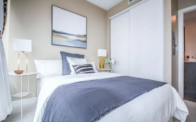 Sarkar Suites - YorkVille