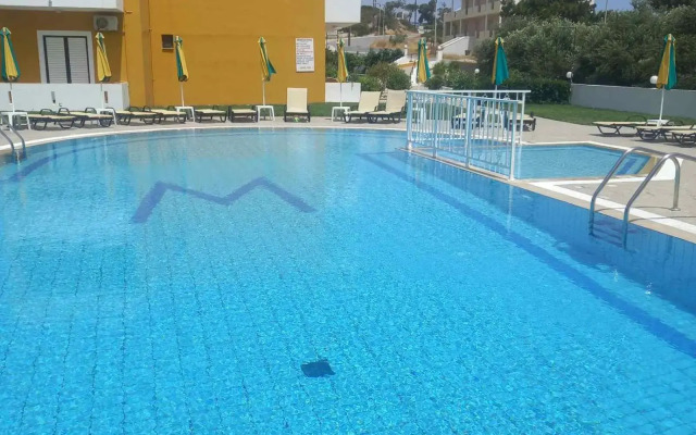 Manolis Studios