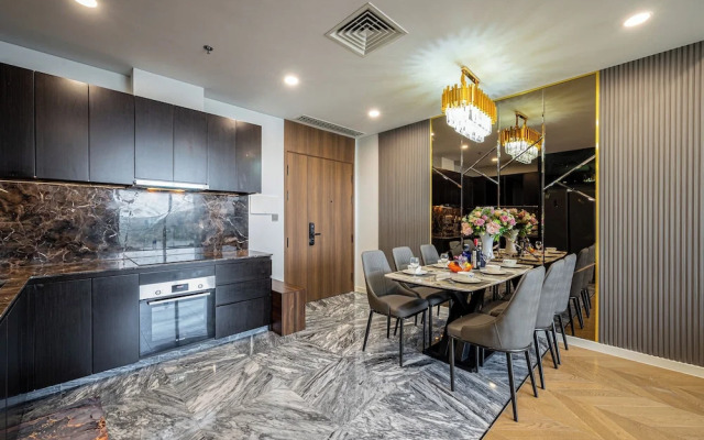 Lumiere Riverside Condo and Suite KHC