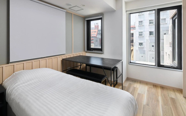 City Hotel N.U.T.S.