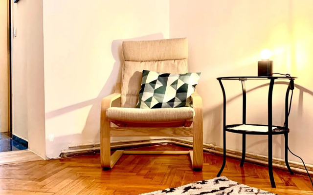 Urban Contactless Apartment