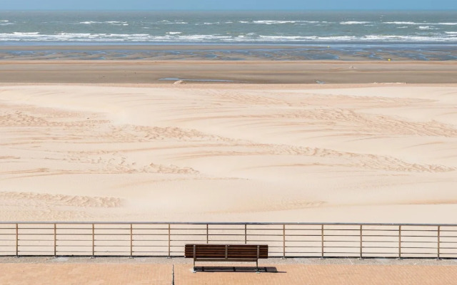 Zilverzand 202 Located Directly on the Beach