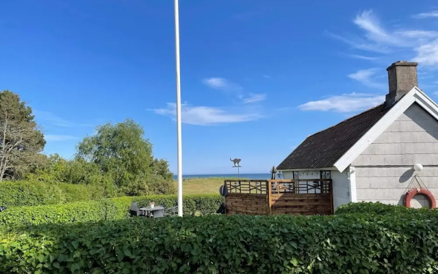 8 Person Holiday Home in Beddingestrand-by Traum