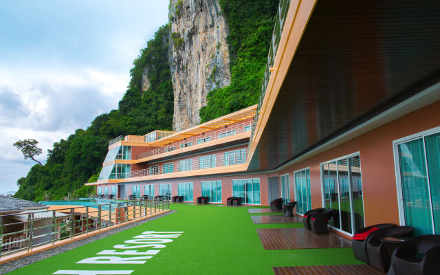 Phi Phi Cliff Beach Resort