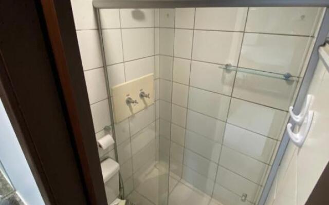 Apartamento Beira Mar 14º andar com 2 Quartos