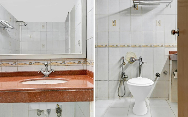 Super OYO Townhouse OAK Hotel Belsons Taj Mahal