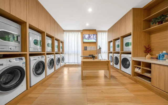 Holiday Inn Express Chongqing Guanyinqiao by IHG