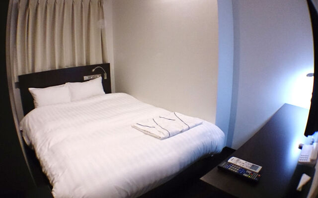 Akasaka Crystal Hotel - Adults Only