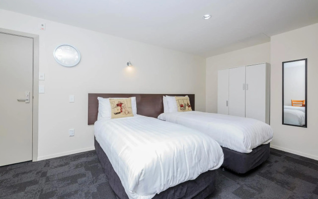Greenlane Motel