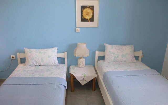 Stunning Home in Aghios Dimitris m With 2 Bedrooms