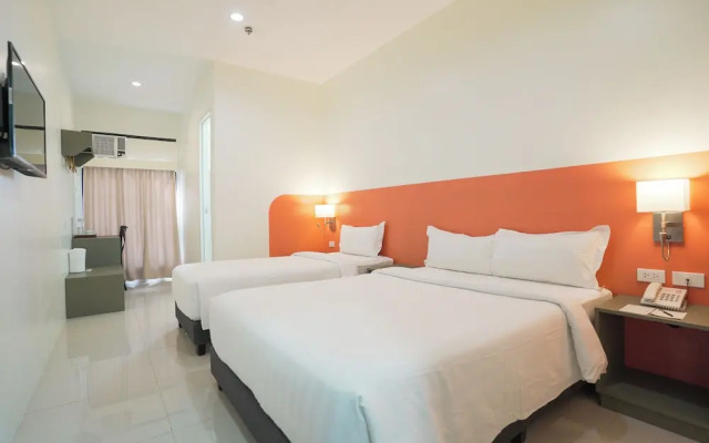 Travelbee Airport Inn