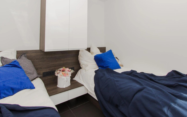 Alexandra Apartments