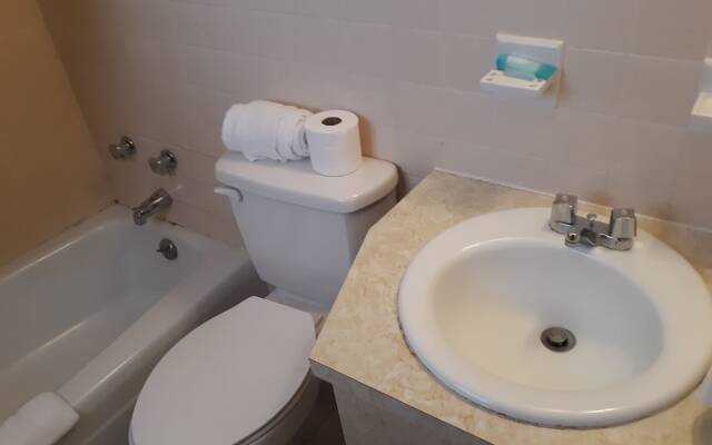 Oyo Hotel Santee Sc- Lake Marion