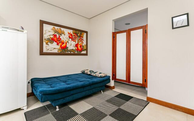 Apartamento tranquilo a 5min da UFSC RLB014